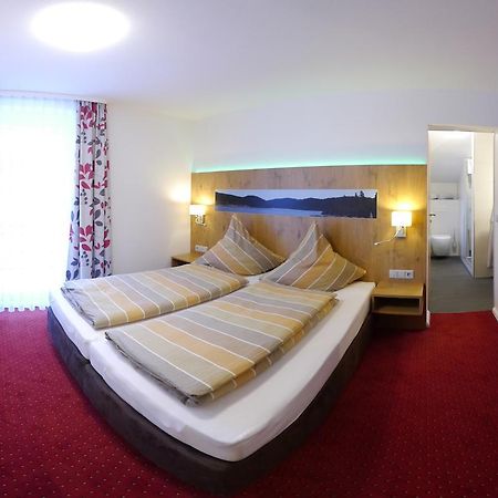 Gaestehaus Cafe Heck Titisee Екстериор снимка