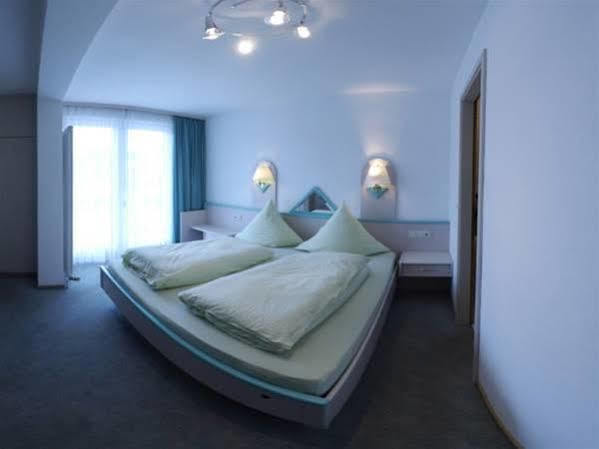 Gaestehaus Cafe Heck Titisee Екстериор снимка