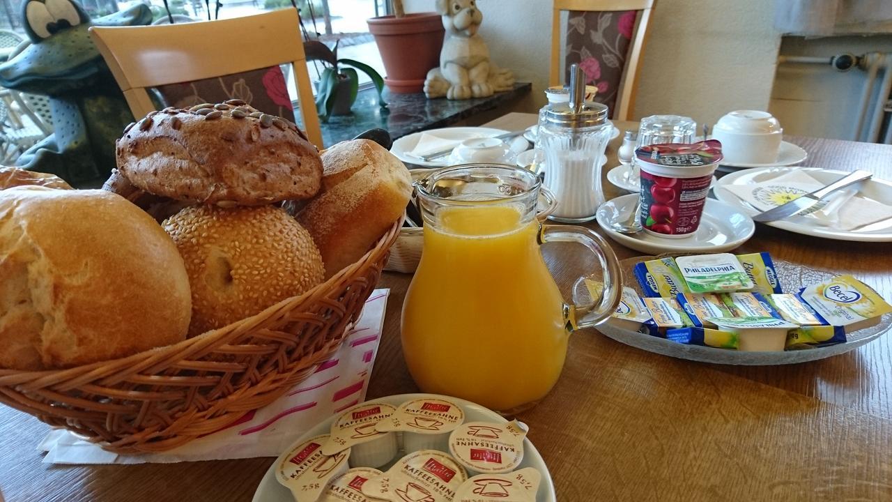 Gaestehaus Cafe Heck Titisee Екстериор снимка